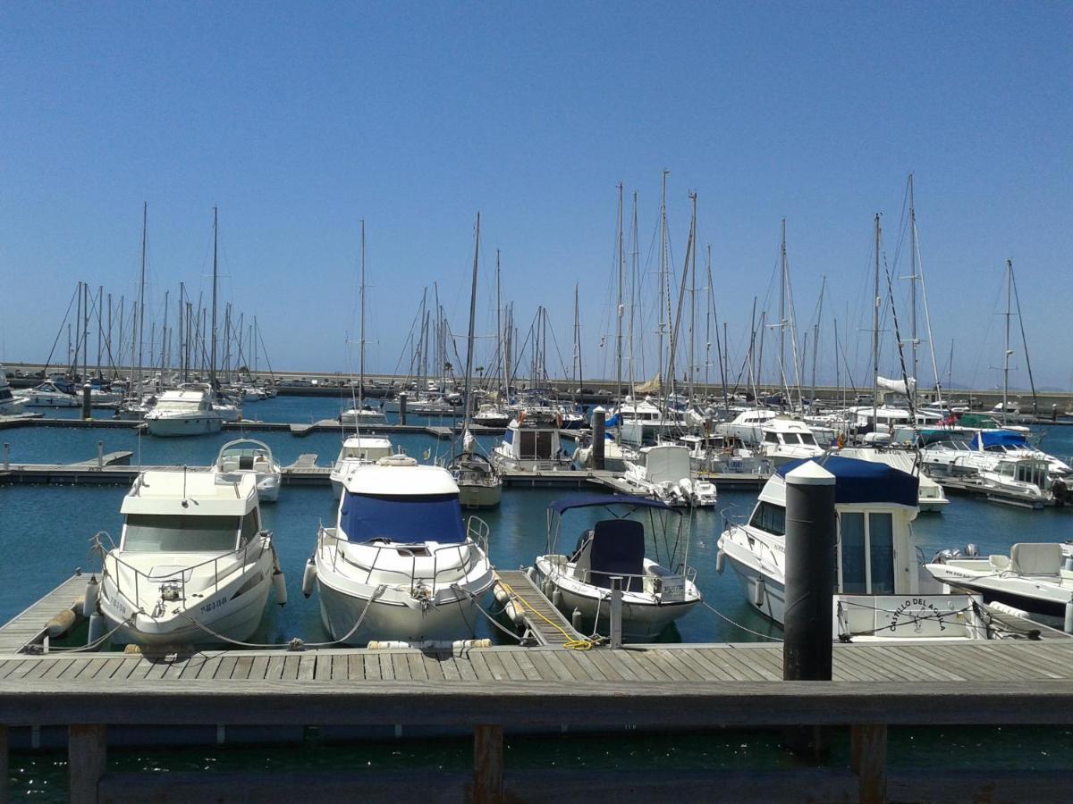 Apartament Sara 4 *